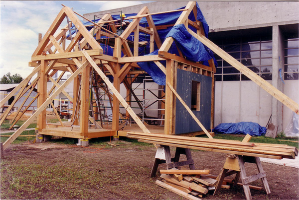 File:20251126034844!Brian Waddington Hut Construction4.jpg
